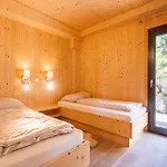 Alpenchalets Reiteralm By Alps アパート